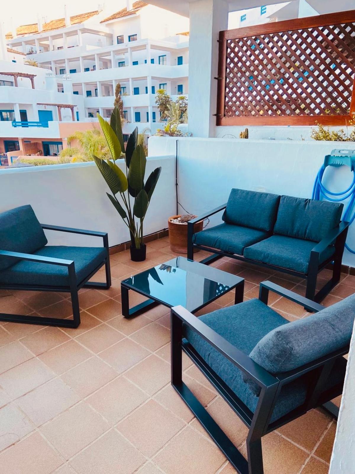 Duquesa Suites Golf And Garden Castillo de Sabinillas المظهر الخارجي الصورة